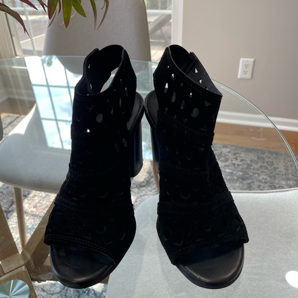 Topshop Black Heeled Boots Sleek Design